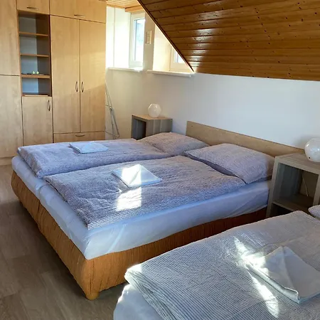 Apartman Hanka Roznov pod Radhostem Exterior photo